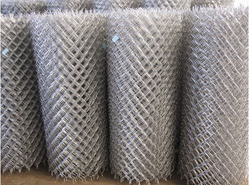 luoi b40 giam gia ban tai chau a