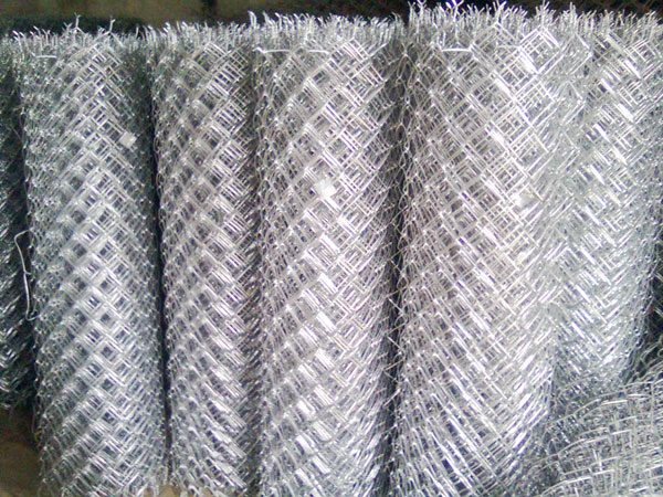 luoi mat cao tieu thu tang tai chau au